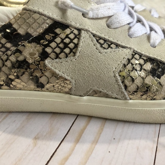 Steve Madden Pursued snake print sneakers size 10 - Picture 6 of 13